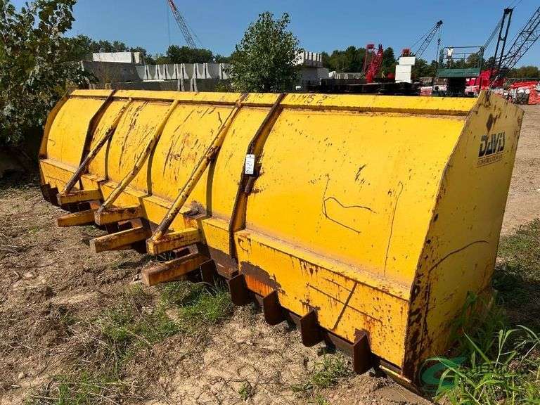 16ft Snow push box image