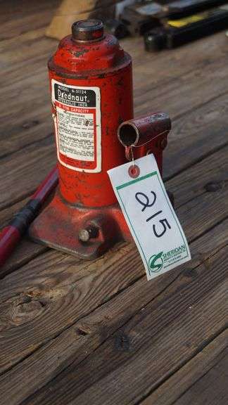 Hydraulic Bottle Jack image