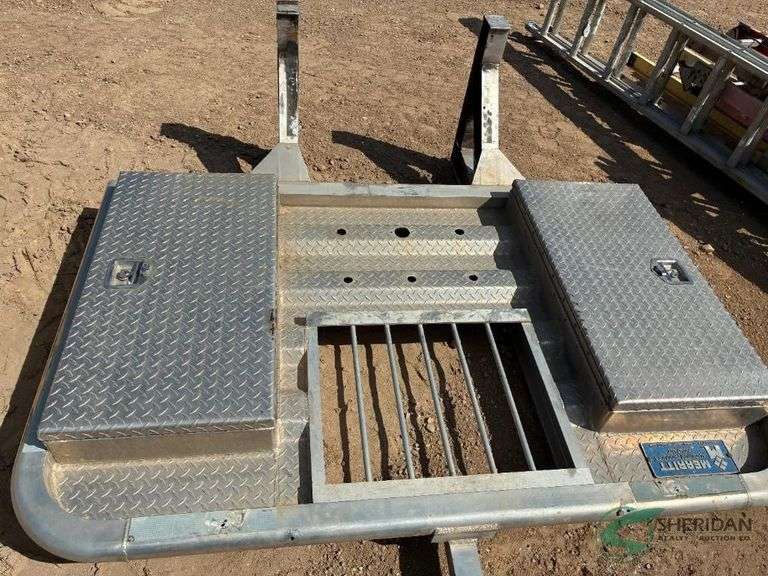 Semi Back Rack Aluminum image