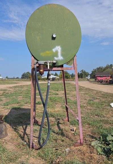 250 gallon diesel fuel tank, row:7 image