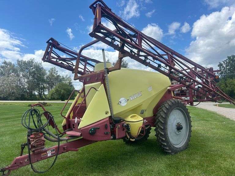 HARDI Navigator 4000 Pull-Type Sprayer image