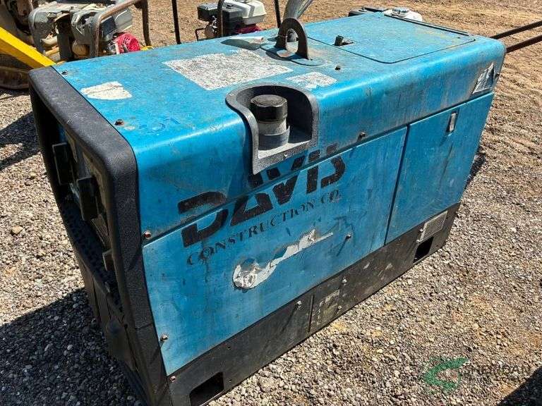 Miller Bobcat 250 Welder/Generator image