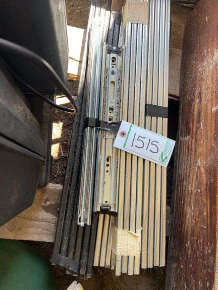 (3) Ball bearing draw sides- (24) 24", (4) 14", & (2) 18", bldg:green image