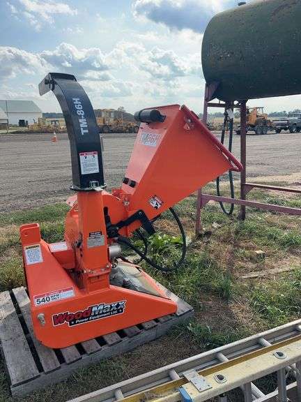 Wood Max wood chipper, row:7 image