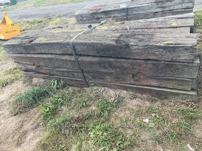 (16) 8' railroad ties, row:4 image