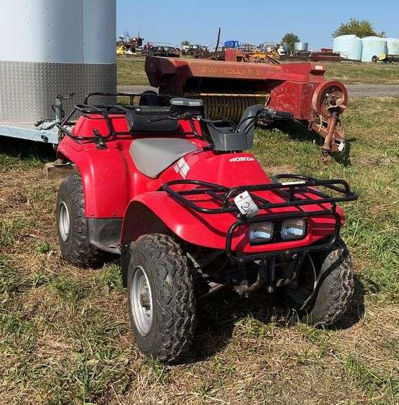 1990 Honda 200 4-wheeler, K, row: 2 image