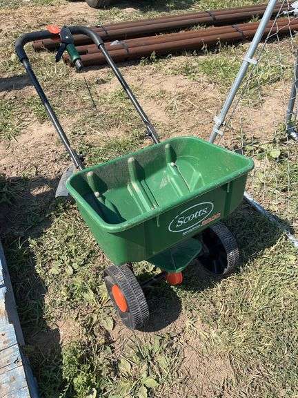 Scott spreader, row:4 image