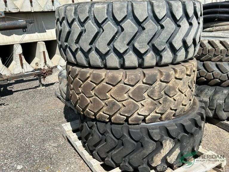 (3) 23.5R25 Tires image