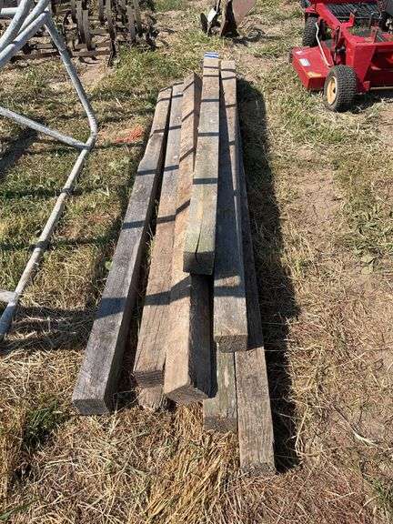 Fence posts, row:5 image