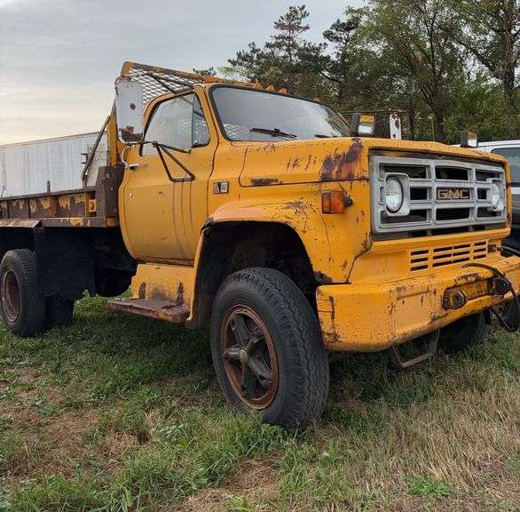 1980 GMC Dump truck , K, row:1 image