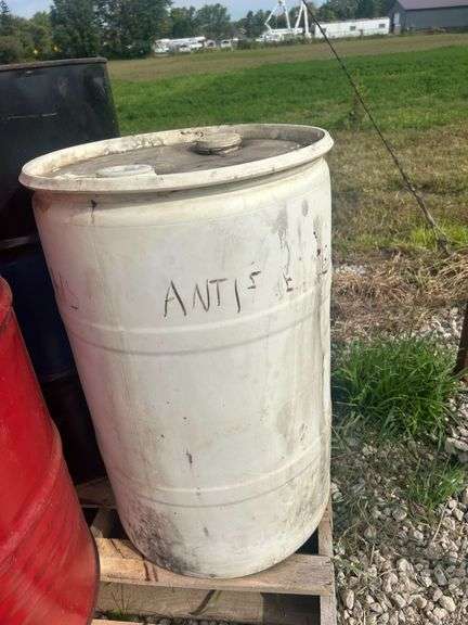 Plastic Barrel w/ Anti-Freeze image