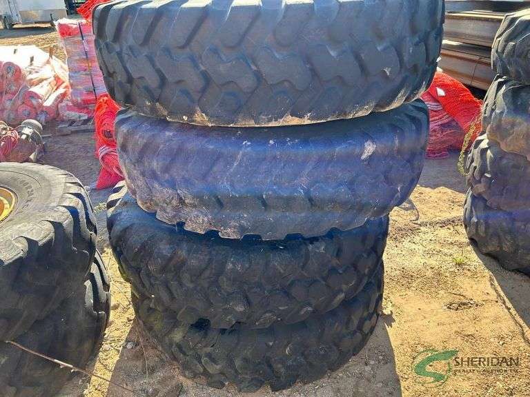 (4) Tires on Rims image