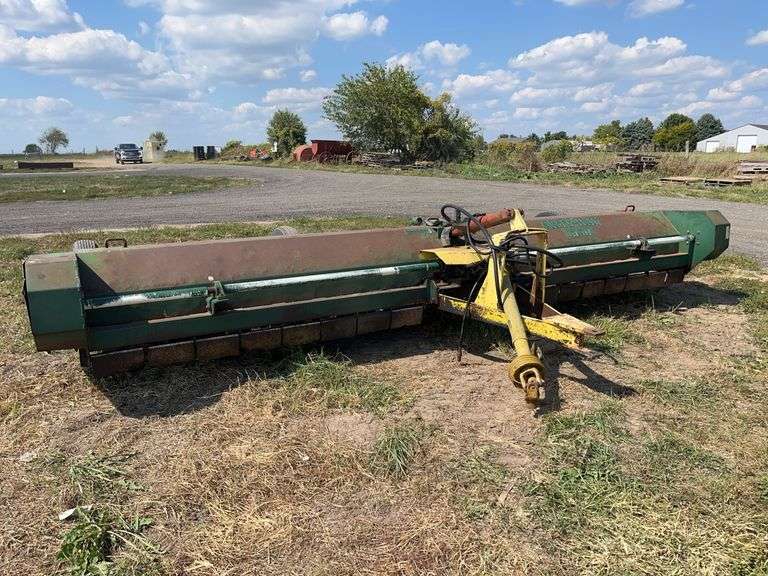 Arts-way 180 Flail chopper 15' cut, row:4 image