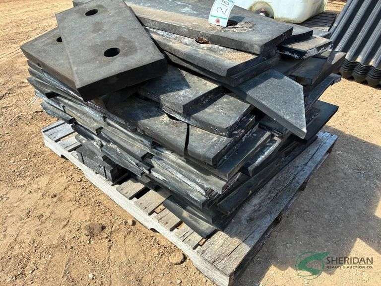 Rubber Cutting Edges image