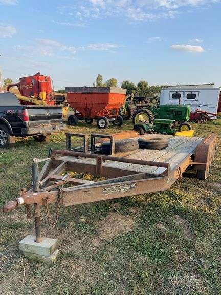Trailer, 3 axles, under 2500 lbs. row:2 image