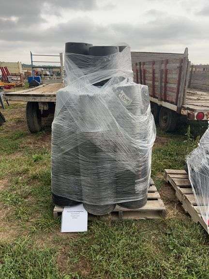 Pallet of nursery growing pots, row:8 image