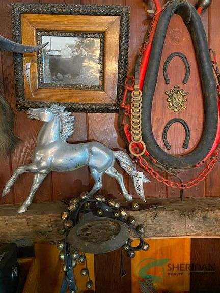 Wall decorations image