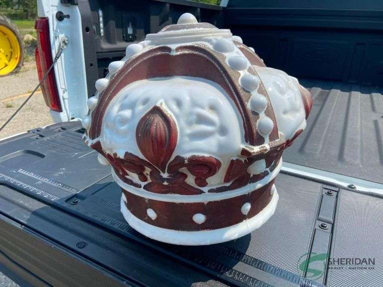 Glass gas pump topper image