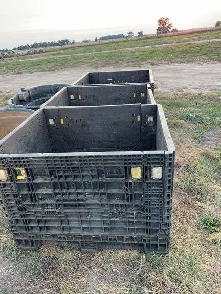 (3) Knockdown pallets 48" x 40" x 34", row:7 image