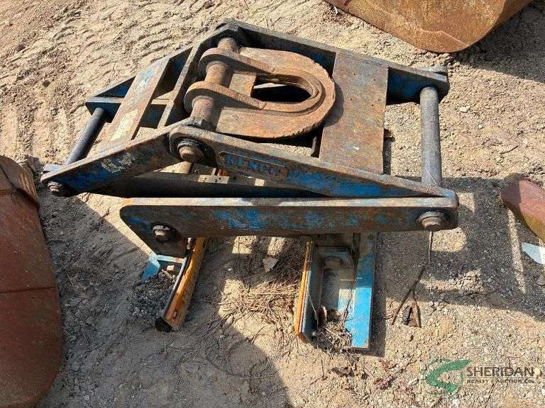 Concrete Divider Clamp image