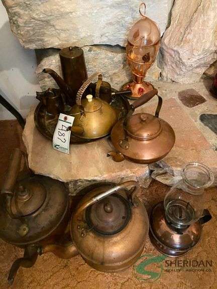 Numerous kettles image