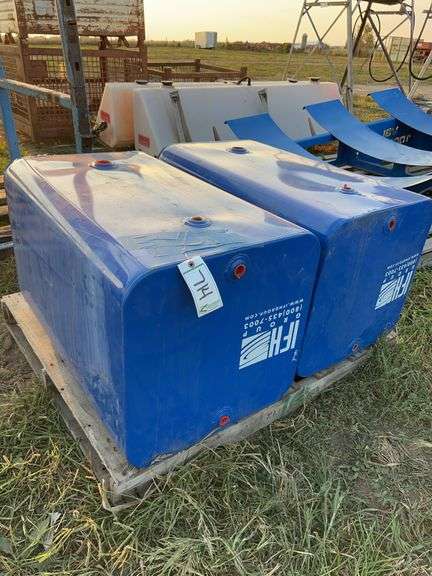 (2) Fuel/hydraulic tanks- unused, row:7 image