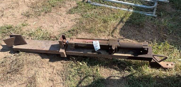 log splitter frame & hydraulic cylinder ram, row:5 image