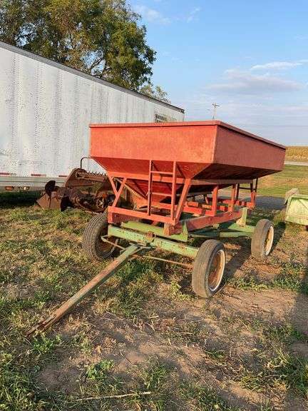 Grain wagon, row:3 image