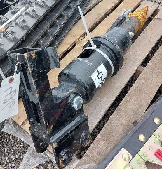 Mini Excavator Hydraulic Log Splitter image