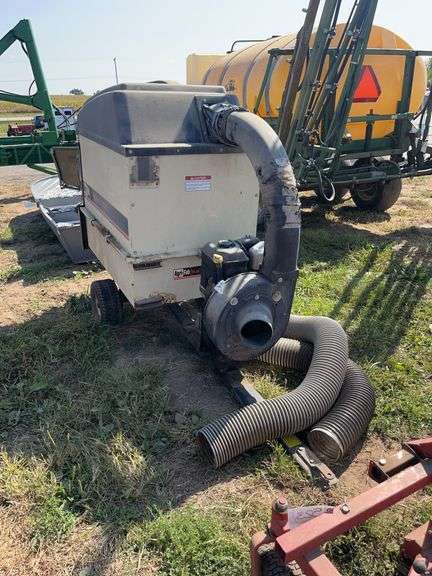 Agri-fab leaf vacuum, row:5 image