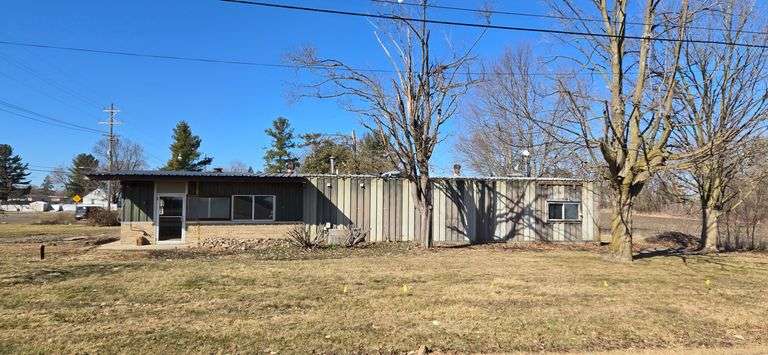 13503 Hartel Rd, Grand Ledge, MI 48837 image