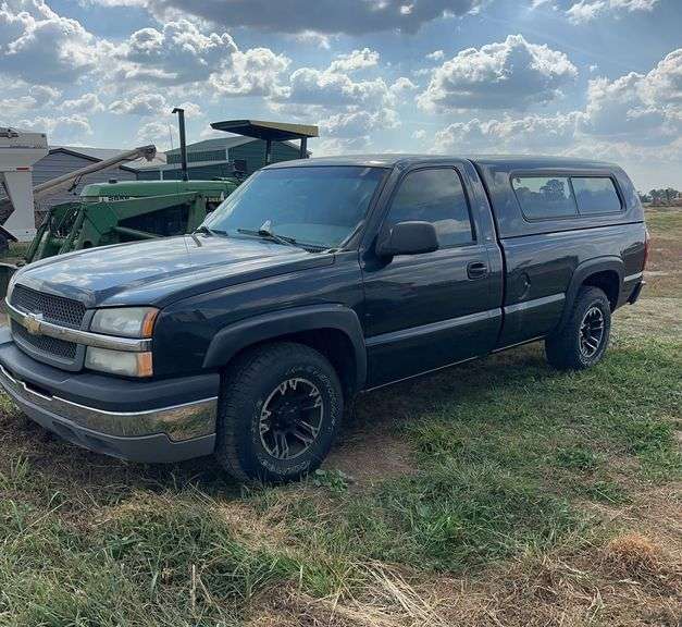 2003 Chevy Silverado, K, row:1 image