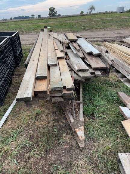 2 x 6 x 15 misc. wood on trailer, row:7 image