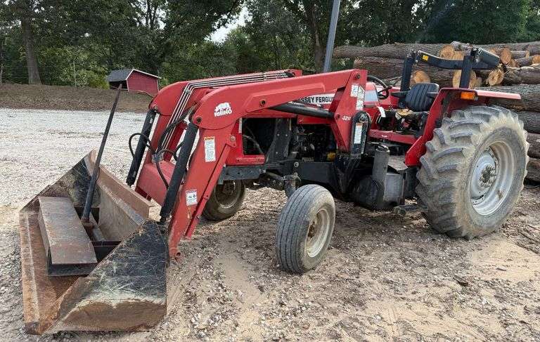 Massey Ferguson Loader Tractor image