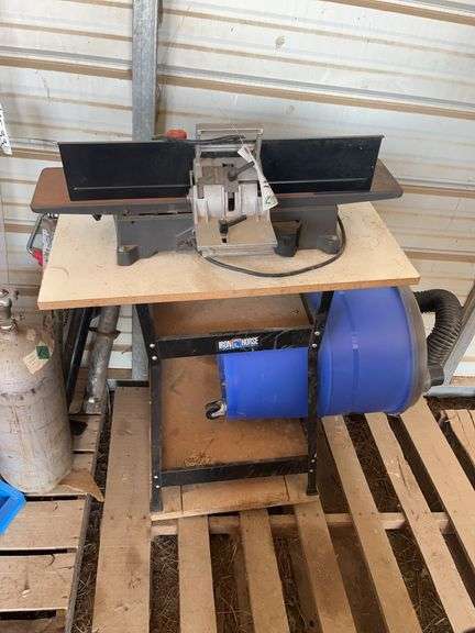 Craftsman 6" jointer/planer on work table with dust collector, bldg:Green image