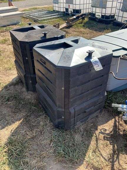 (2) Compost bins, row:5 image