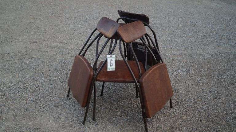 Folding Chairs (4) image
