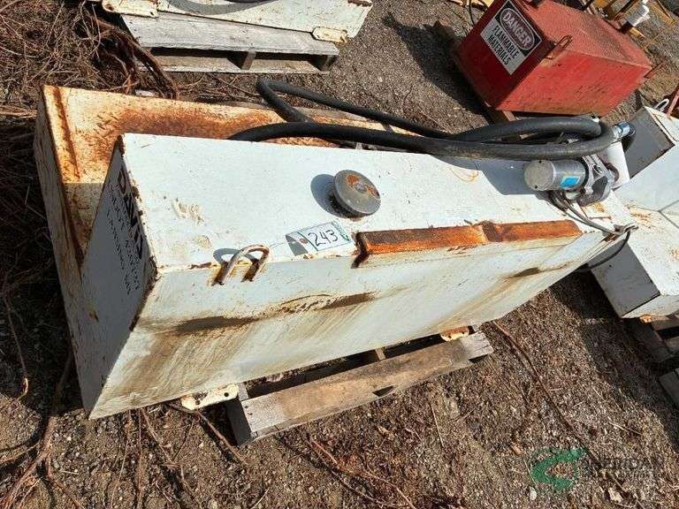 Fuel Tank with Electric Pump image
