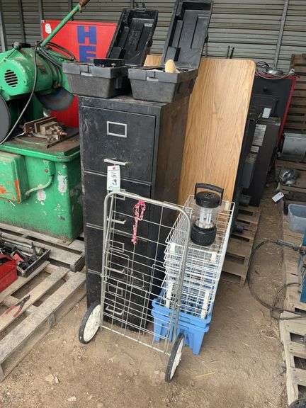 Lot of misc. bldg:green image