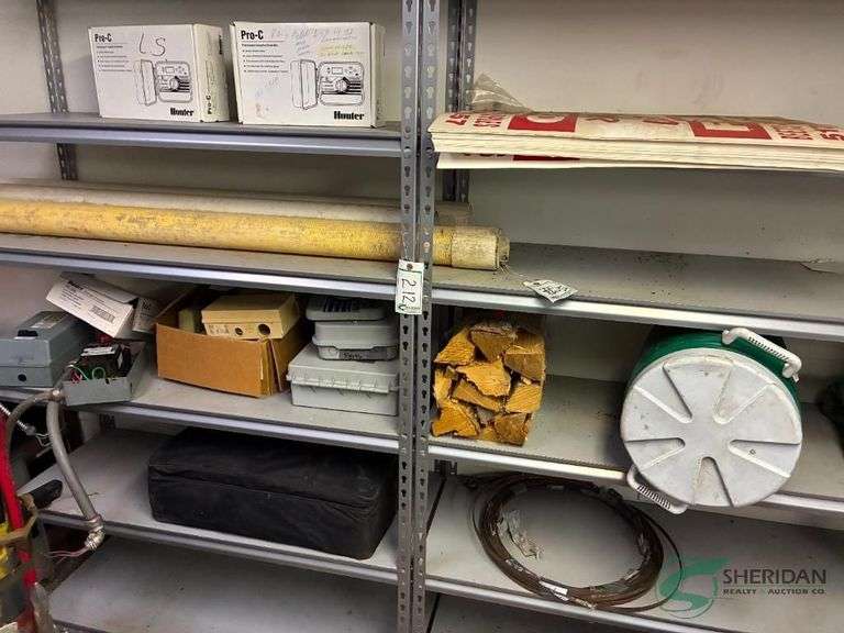 Shelf and contents image