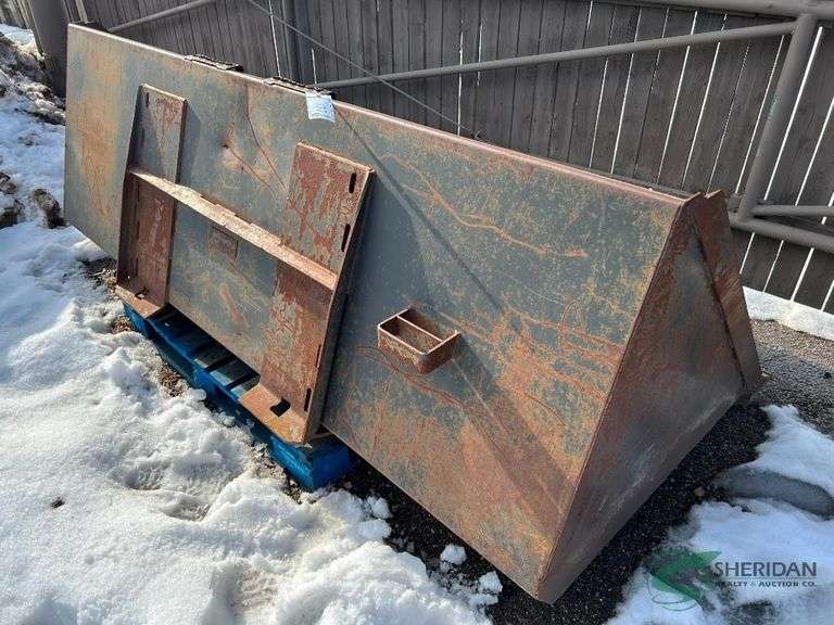 Large skid steer bucket image
