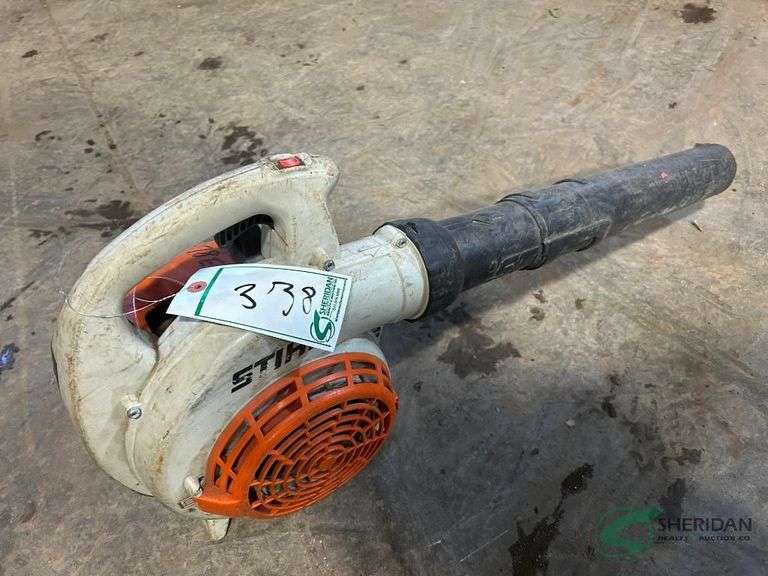 Stihl hand held blower image