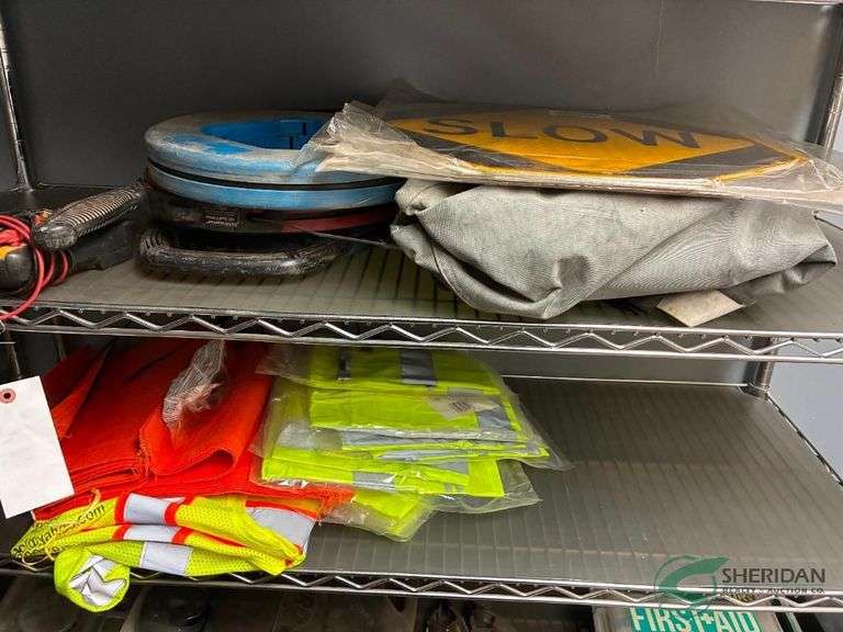 Contents of 2 shelves image