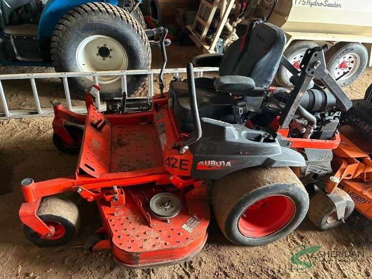 Kubota 781 60" Zero Turn Mower showing 2349 hours image