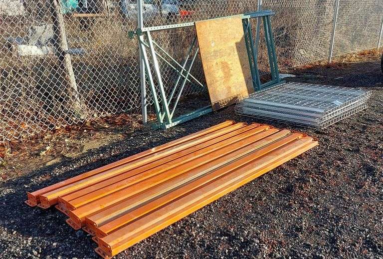 Heavy Duty Pallet Racking image