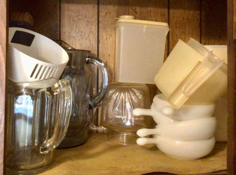 Contents of Kitchen Cabinet