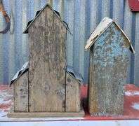 2 Bird Houses