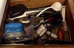 Contents of Kitchen Drawer