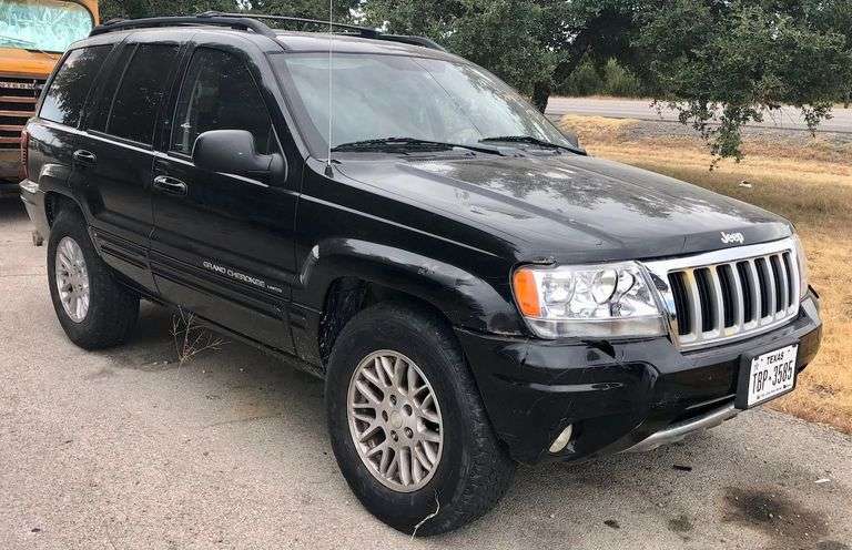 2004 Jeep Cherokee - good blue title * i have the key * broke down on the side of the road