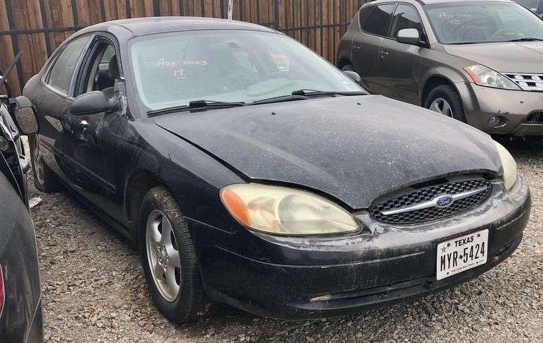 2003 Ford Taurus - good blue title